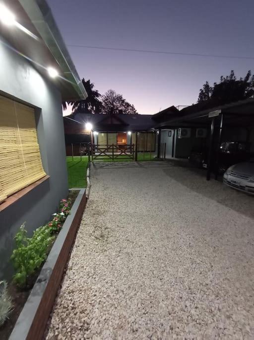 Apartament Escala Ezeiza Loft Con Desayuno Luis Guillon Zewnętrze zdjęcie