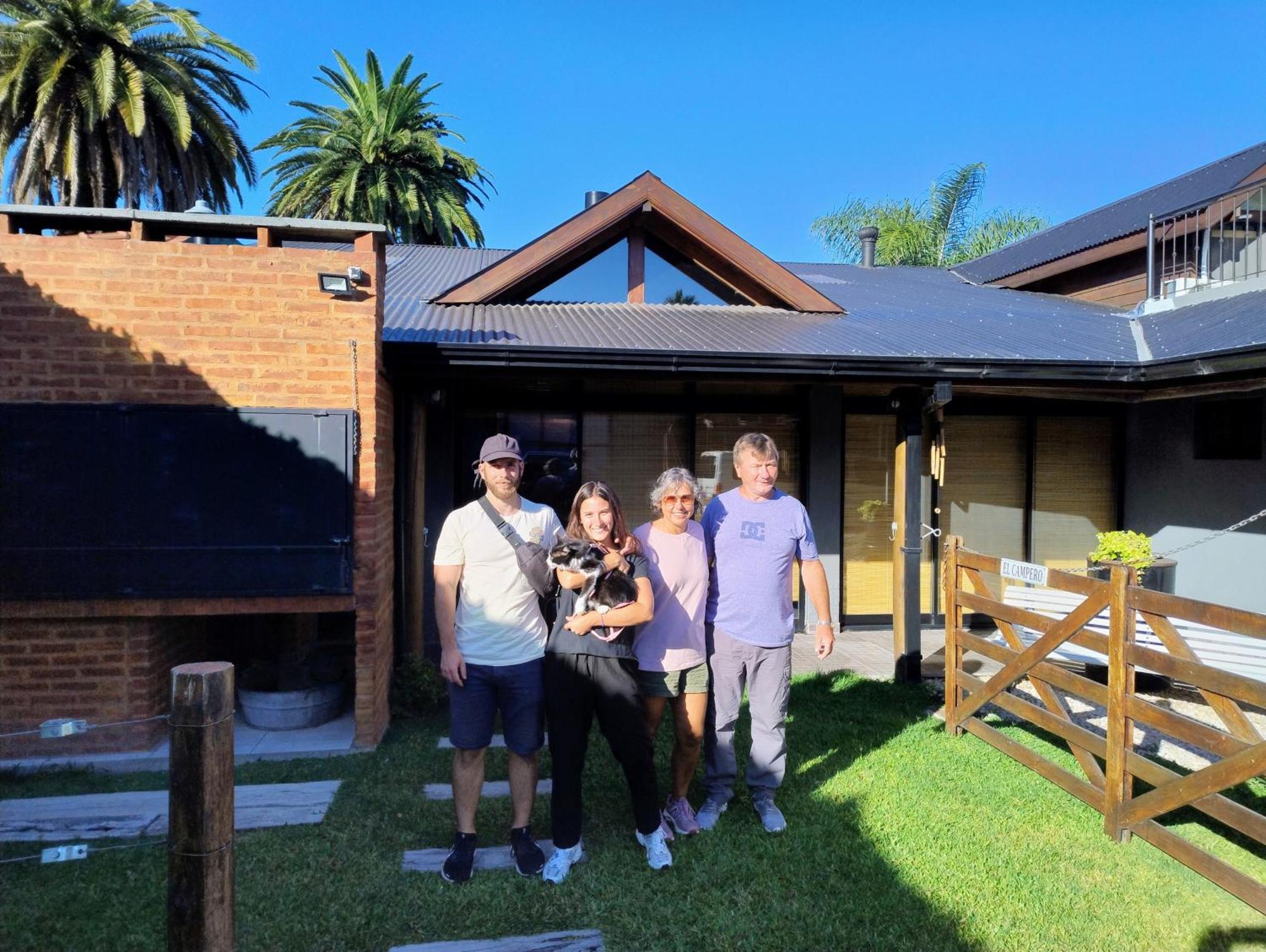 Apartament Escala Ezeiza Loft Con Desayuno Luis Guillon Zewnętrze zdjęcie